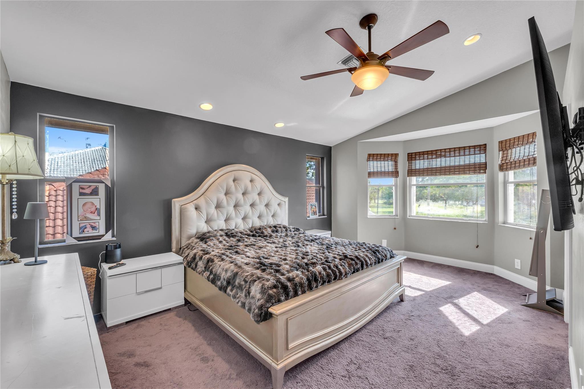 HOLIDAY SPRINGS EAST - Residential