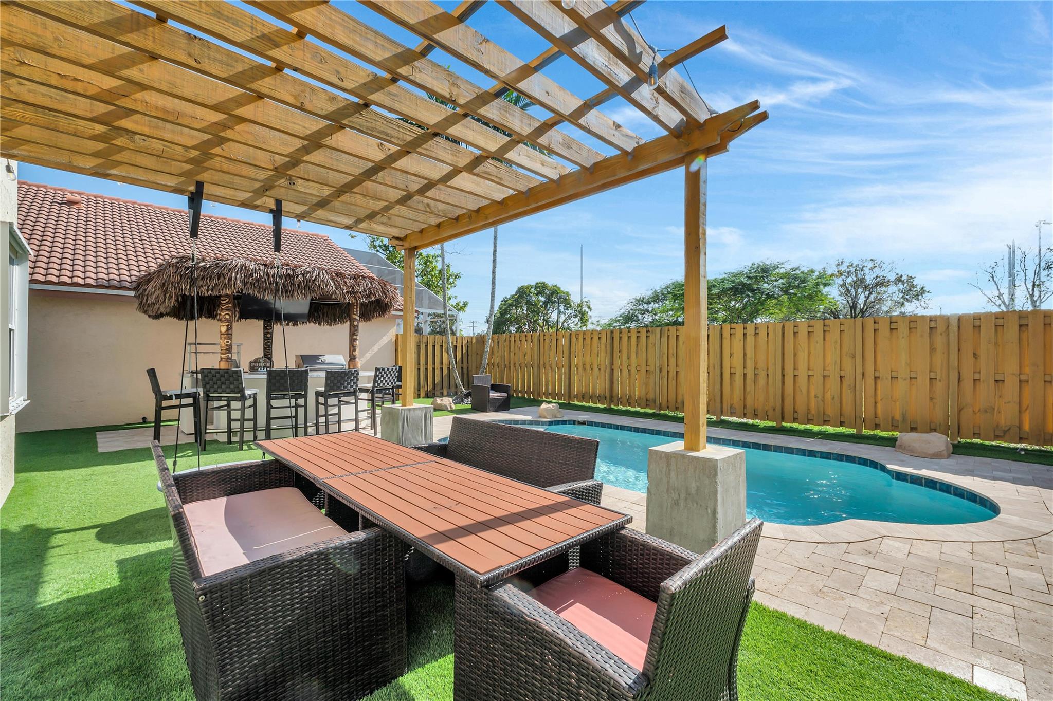 HOLIDAY SPRINGS EAST - Residential