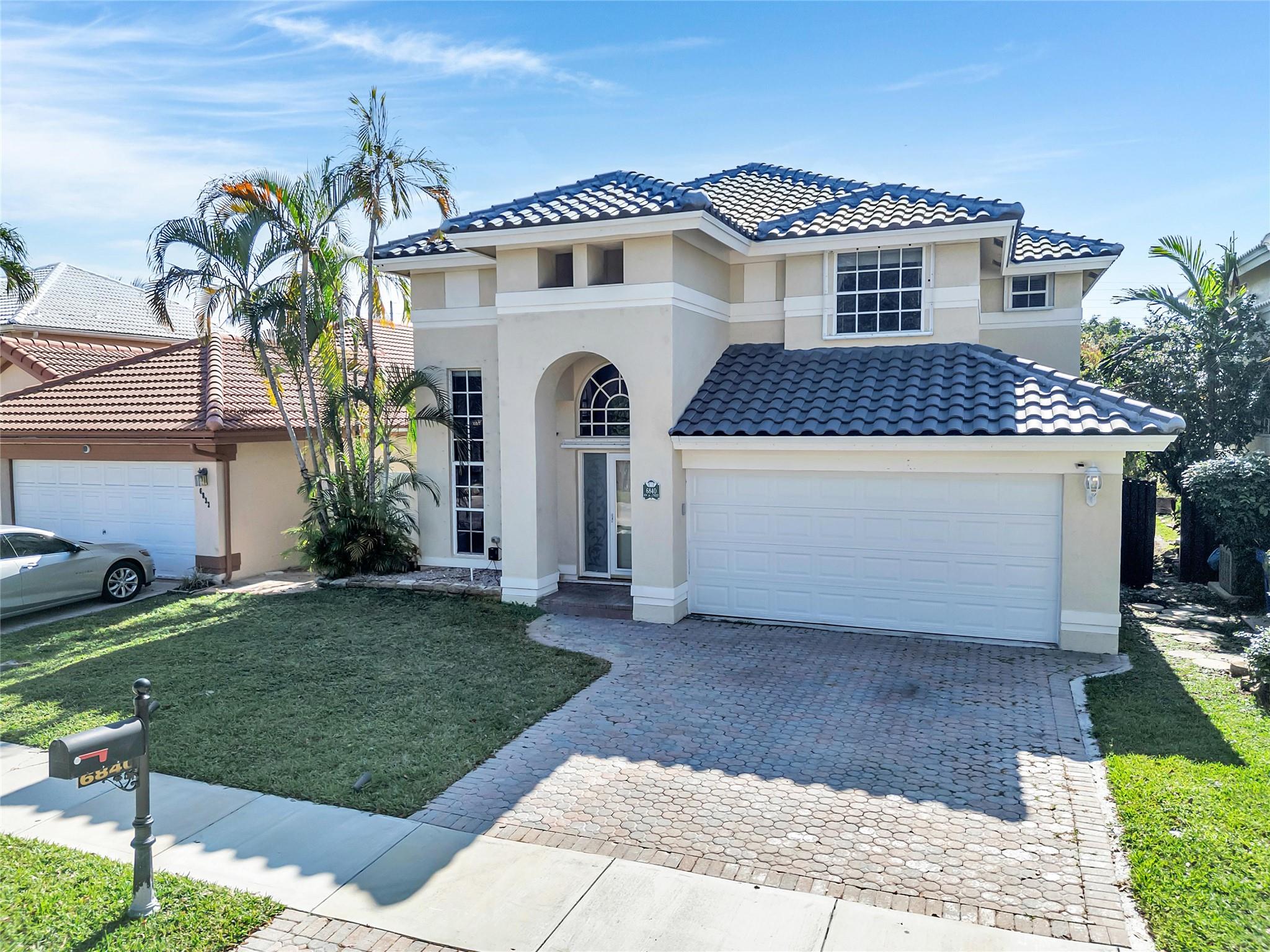 HOLIDAY SPRINGS EAST - Residential