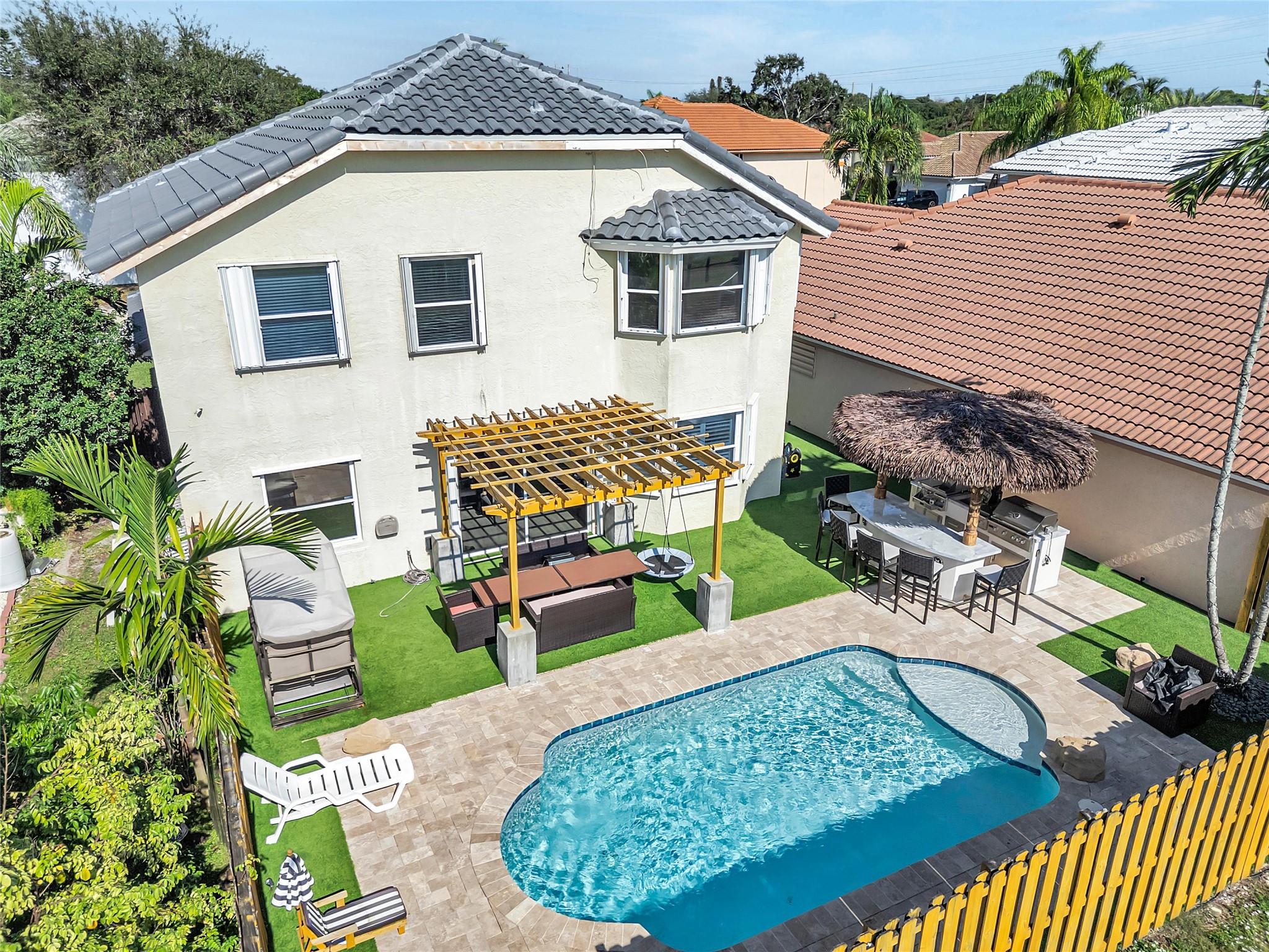 HOLIDAY SPRINGS EAST - Residential