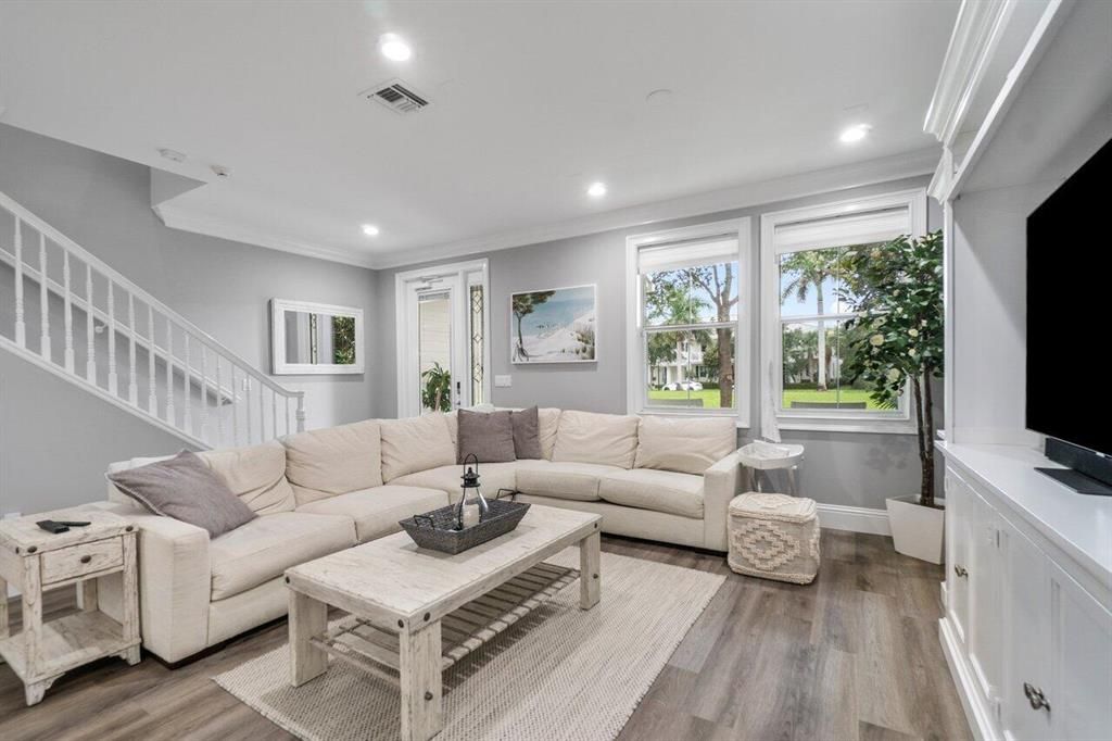 Photo of 3261 E Mallory Boulevard, Jupiter, FL 33458 (MLS # R10796187)