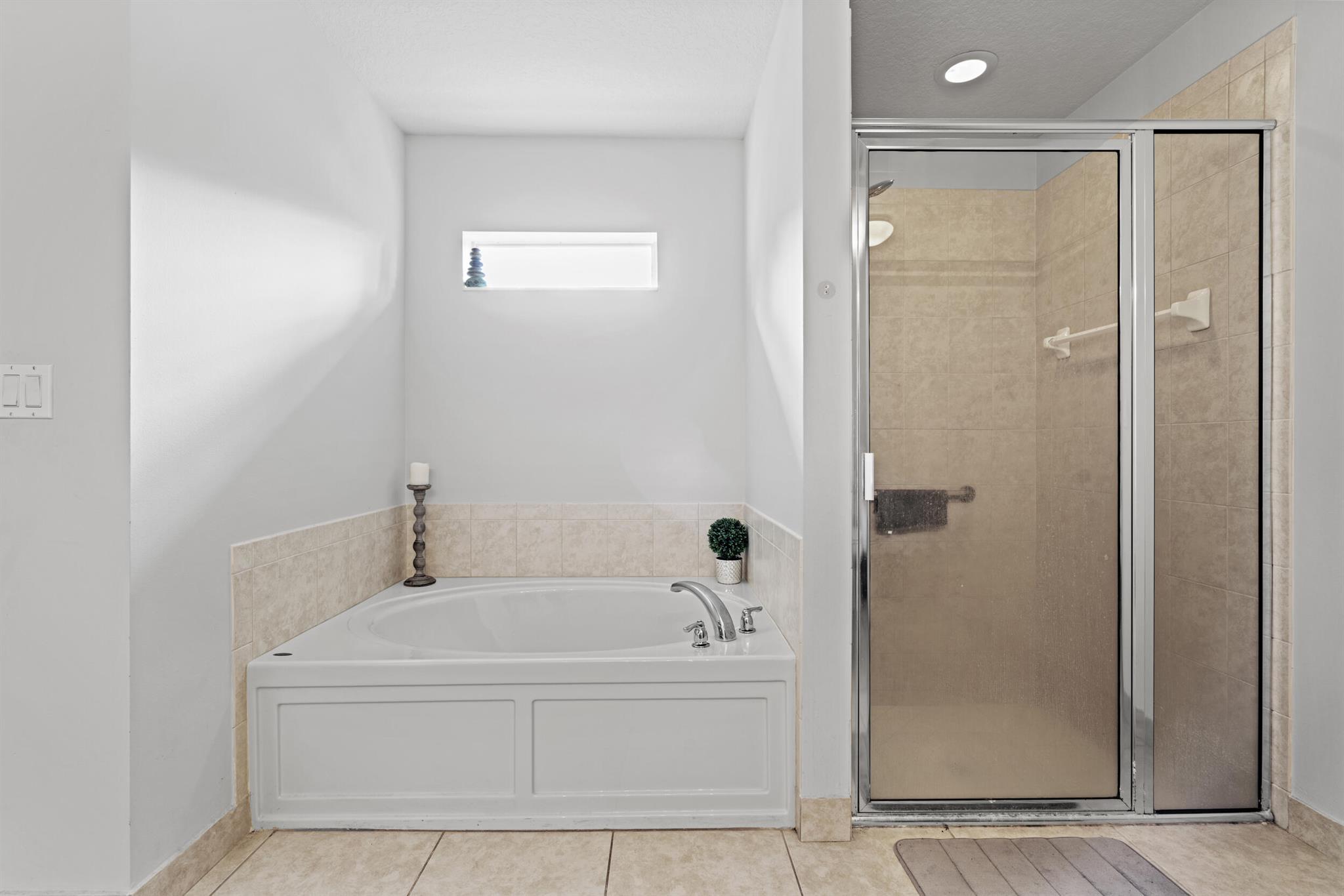 FOURTH  REPLAT OF PORTOFI - Residential