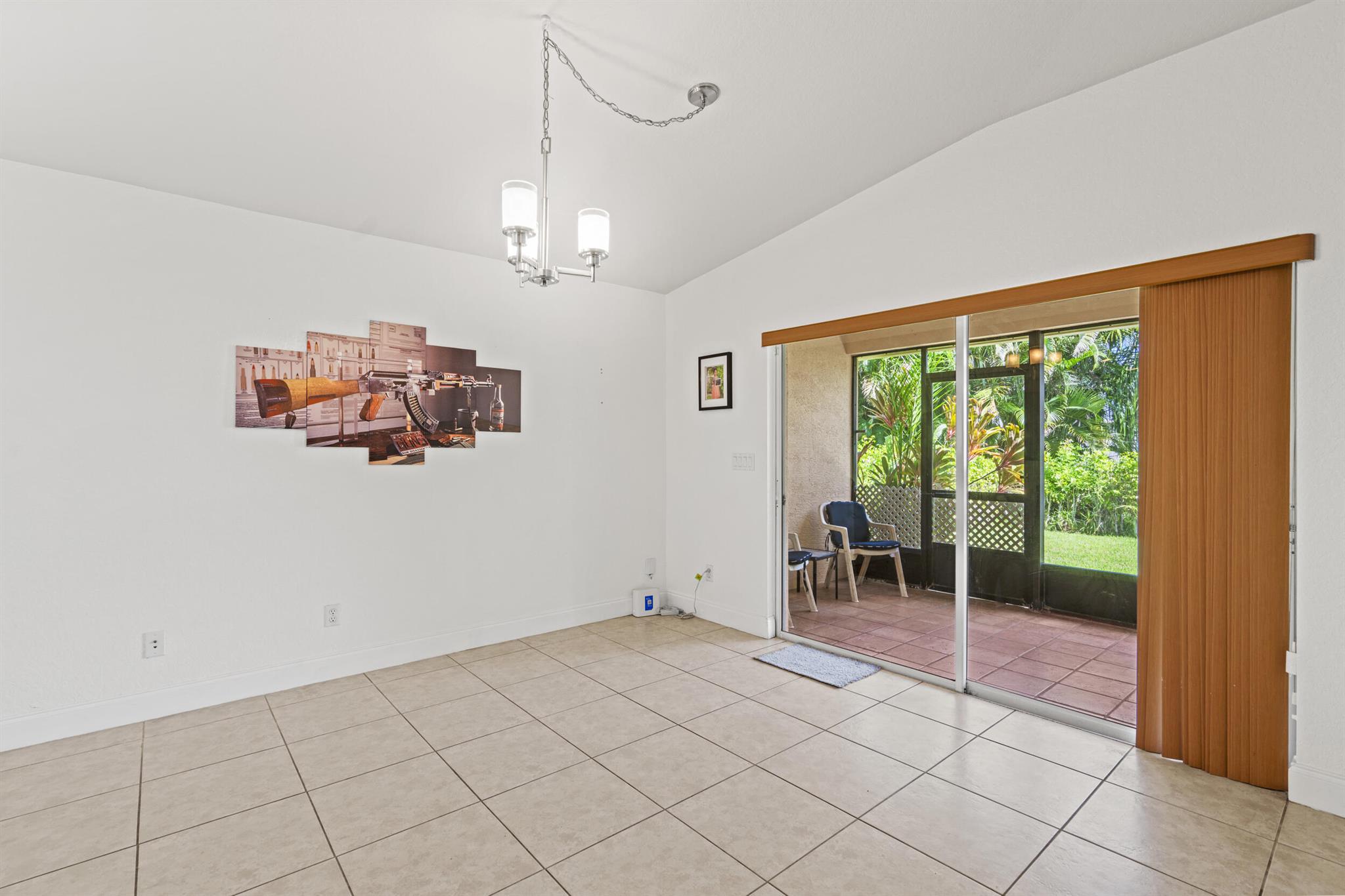 FOURTH  REPLAT OF PORTOFI - Residential