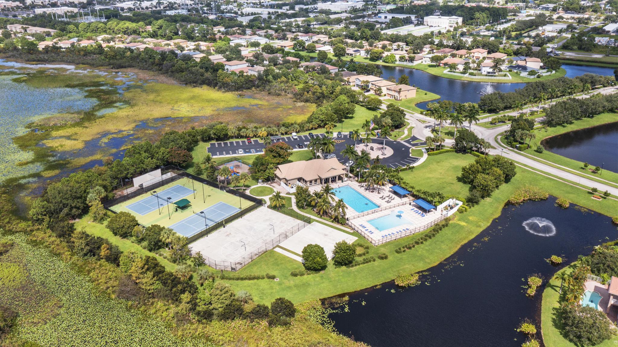 FOURTH  REPLAT OF PORTOFI - Residential