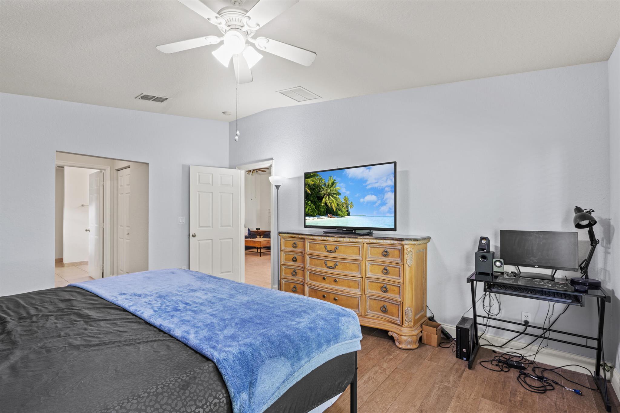 FOURTH  REPLAT OF PORTOFI - Residential