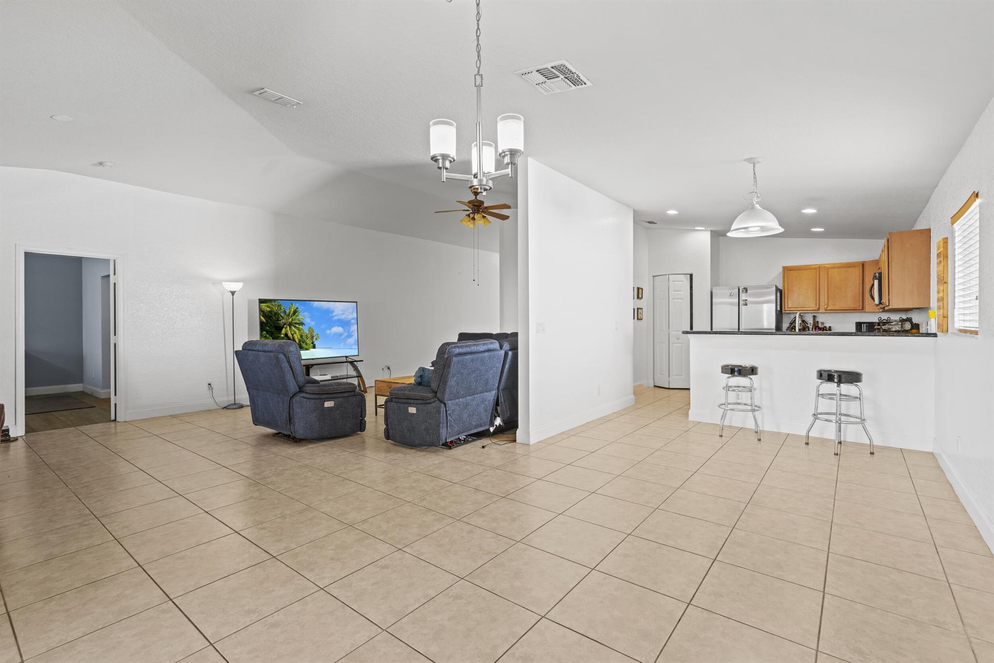 FOURTH  REPLAT OF PORTOFI - Residential