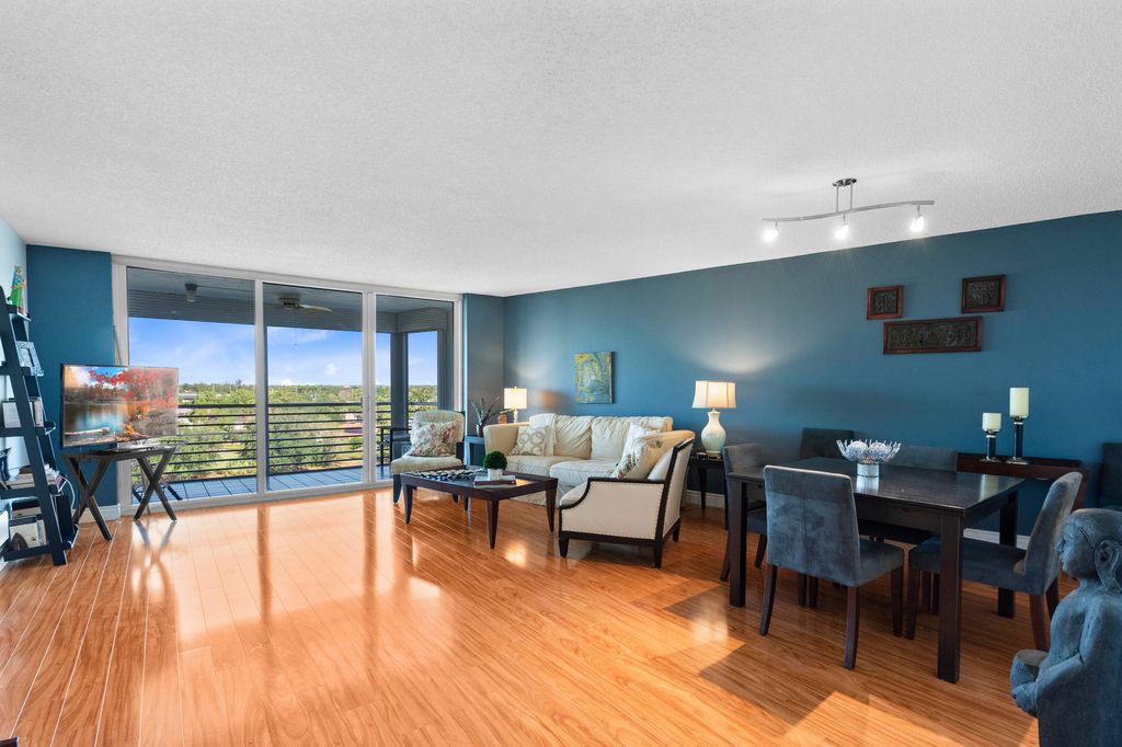 Photo of 3499 Oaks Way #806, Pompano Beach, FL 33069 (MLS # B26011575)