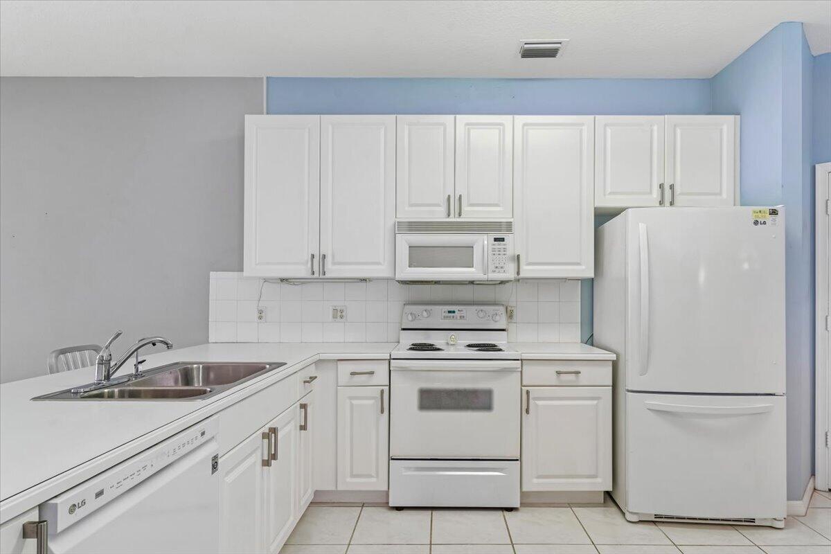 KINGS ISLE PH VII-A REPLAT - Residential