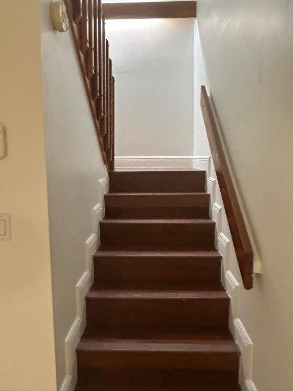 SOMERSET - Residential Lease