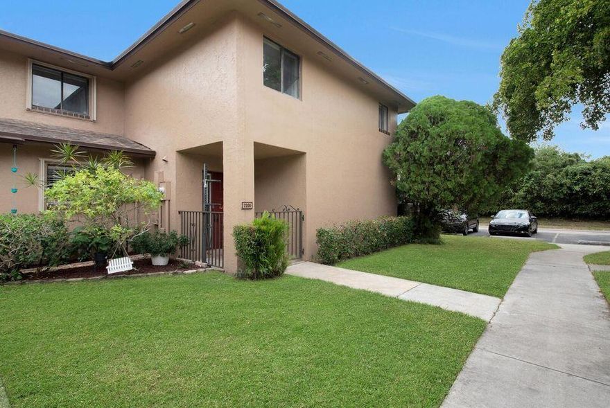 Discover the perfect blend of comfort and convenience in this charming 3-bedroom, 2.5-bathroom townhouse located in the desirable Centura Parc community. The home features a bright and airy open-concept design, with a spacious living and dining area that's perfect for relaxing or entertaining. Upstairs, you'll find three generously sized bedrooms, including a serene master suite with its own private bathroom. A half-bath on the main floor adds to the home's practicality. As a resident of Centura Parc, you'll also have access to fantastic community amenities, including a clubhouse, swimming pool, fitness center, and beautifully landscaped green spaces. Conveniently located near excellent schools, shopping, dining, and major highways.