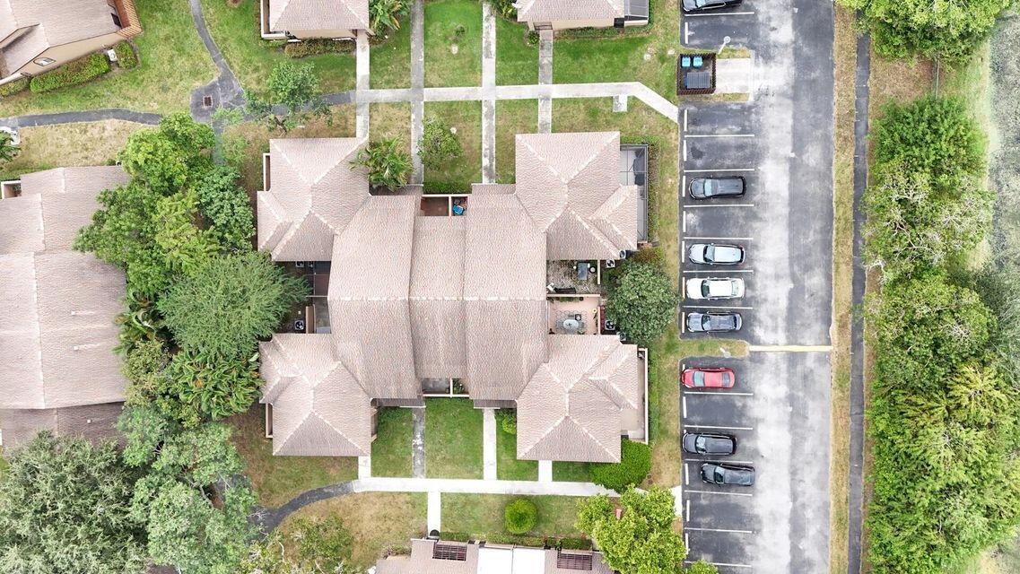 CENTURA PARC - Residential Lease