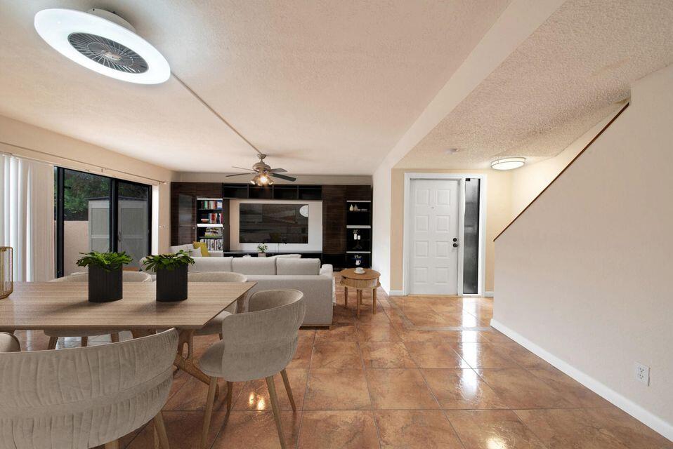 CENTURA PARC - Residential Lease