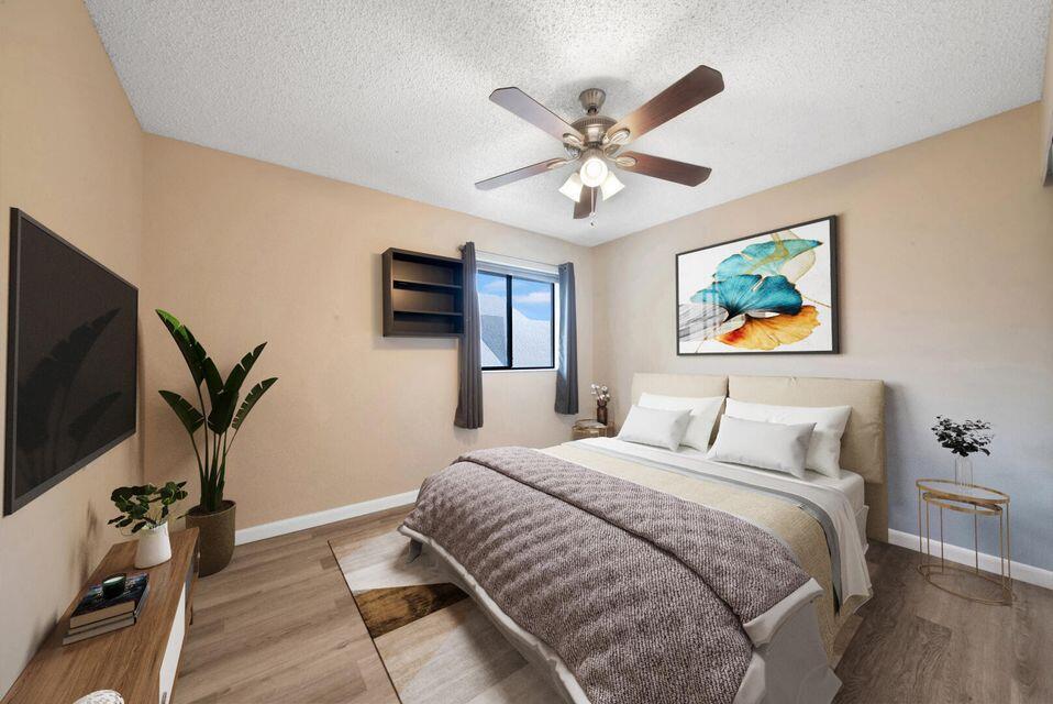 CENTURA PARC - Residential Lease