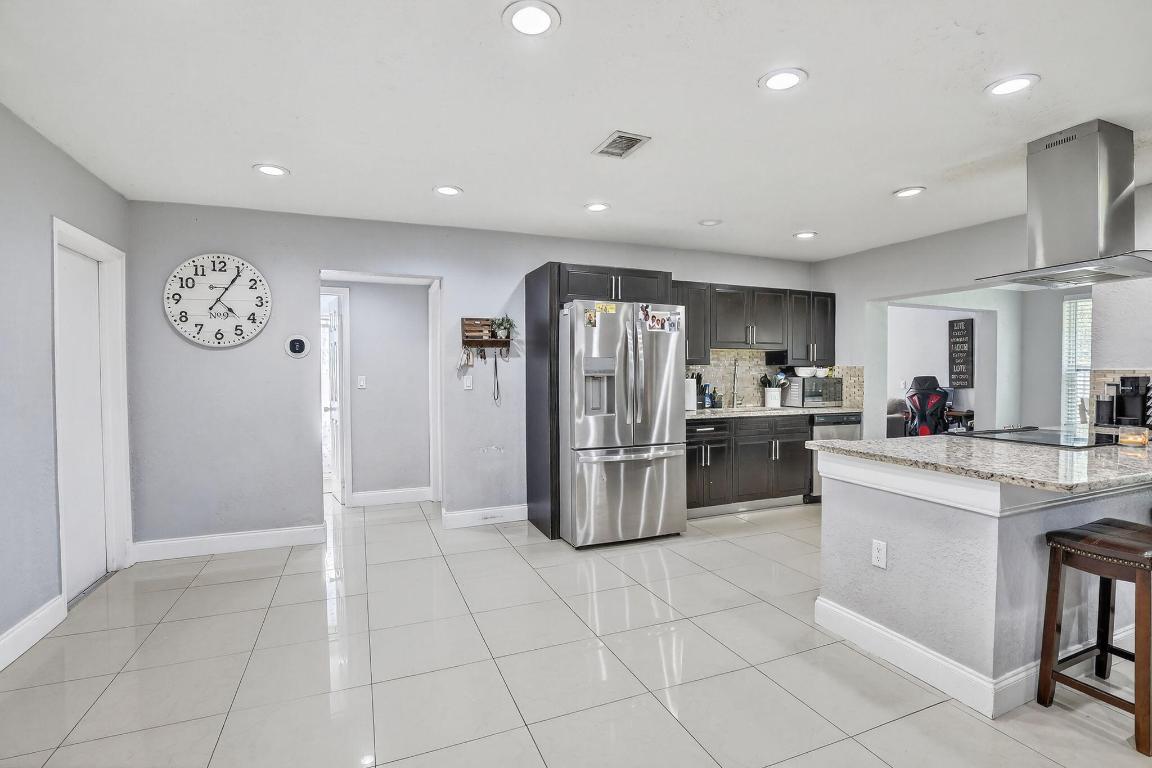 SUNRISE GOLF VILLAGE FIRST ADD - Residential