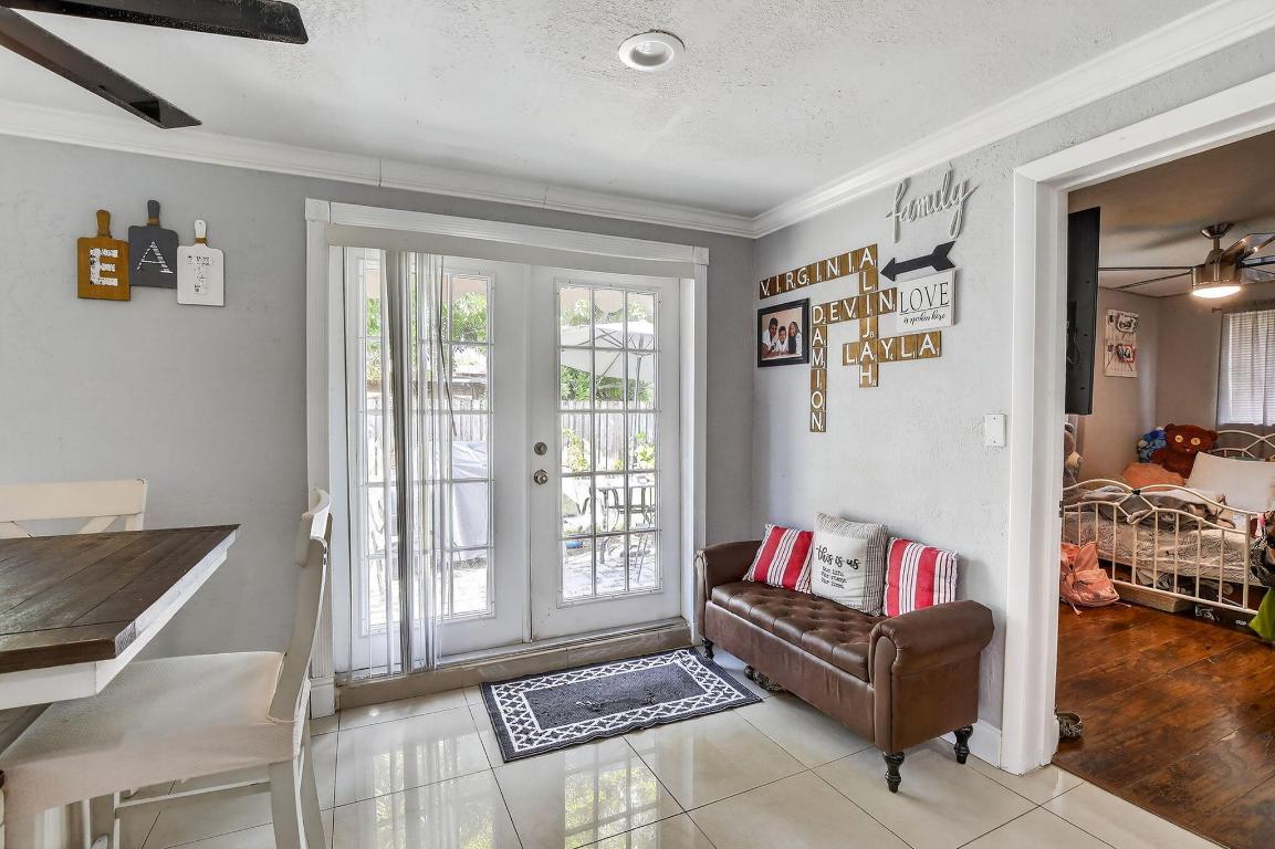 SUNRISE GOLF VILLAGE FIRST ADD - Residential