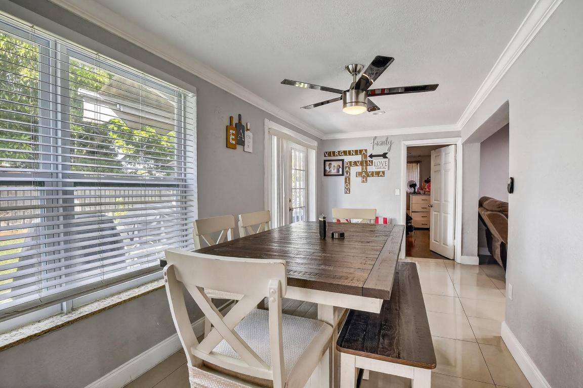 SUNRISE GOLF VILLAGE FIRST ADD - Residential