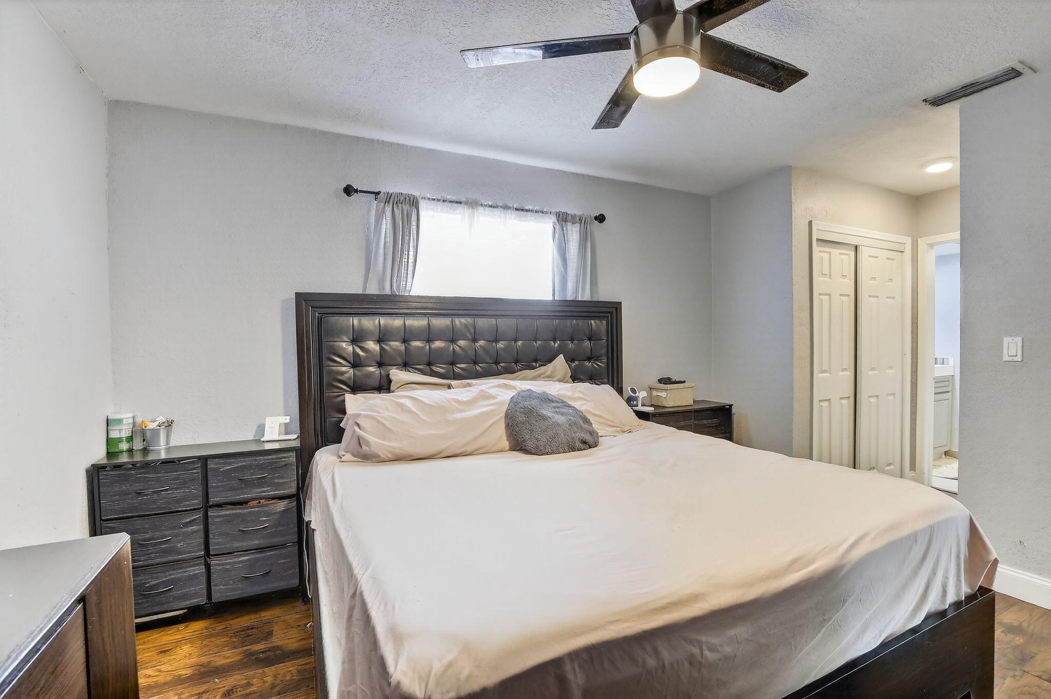 SUNRISE GOLF VILLAGE FIRS - Residential
