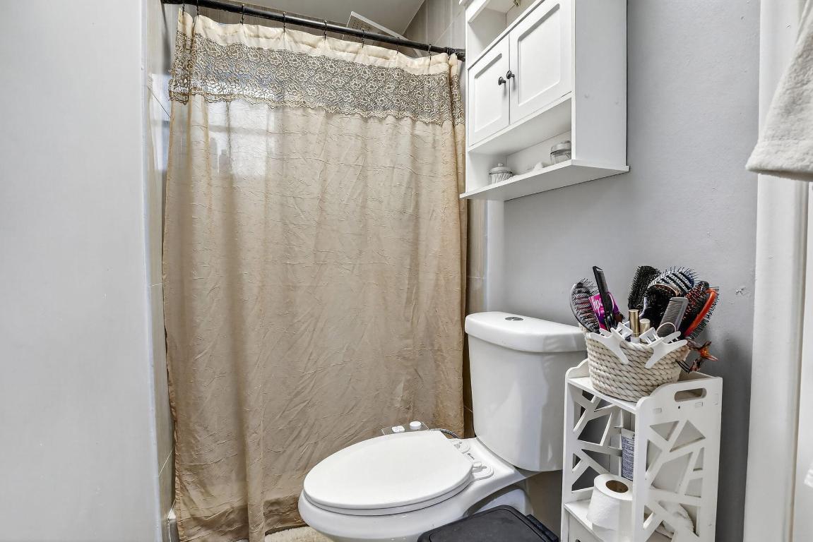 SUNRISE GOLF VILLAGE FIRST ADD - Residential