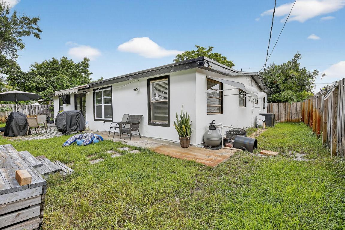 SUNRISE GOLF VILLAGE FIRST ADD - Residential