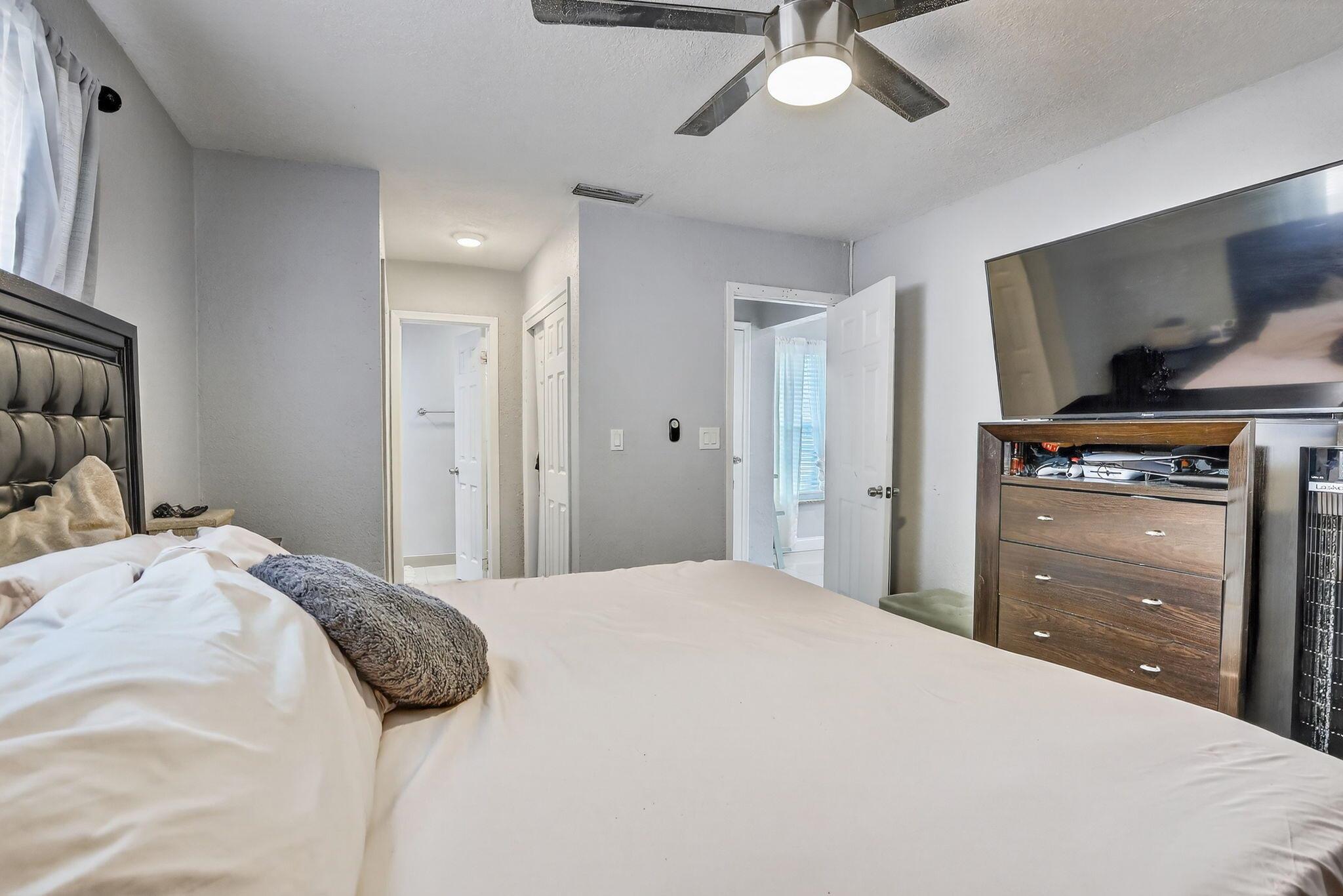 SUNRISE GOLF VILLAGE FIRS - Residential