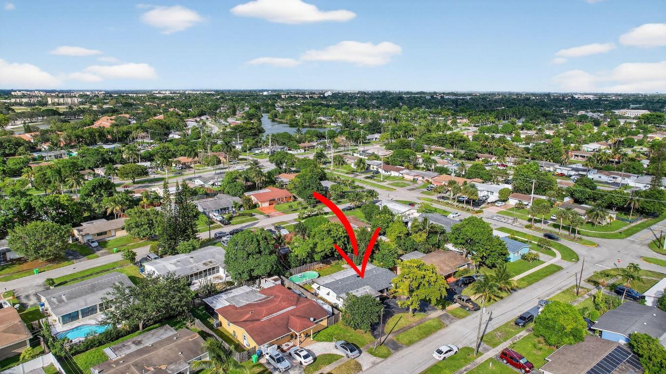 SUNRISE GOLF VILLAGE FIRST ADD - Residential