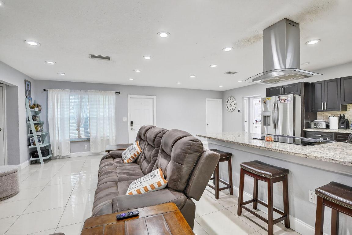 SUNRISE GOLF VILLAGE FIRST ADD - Residential