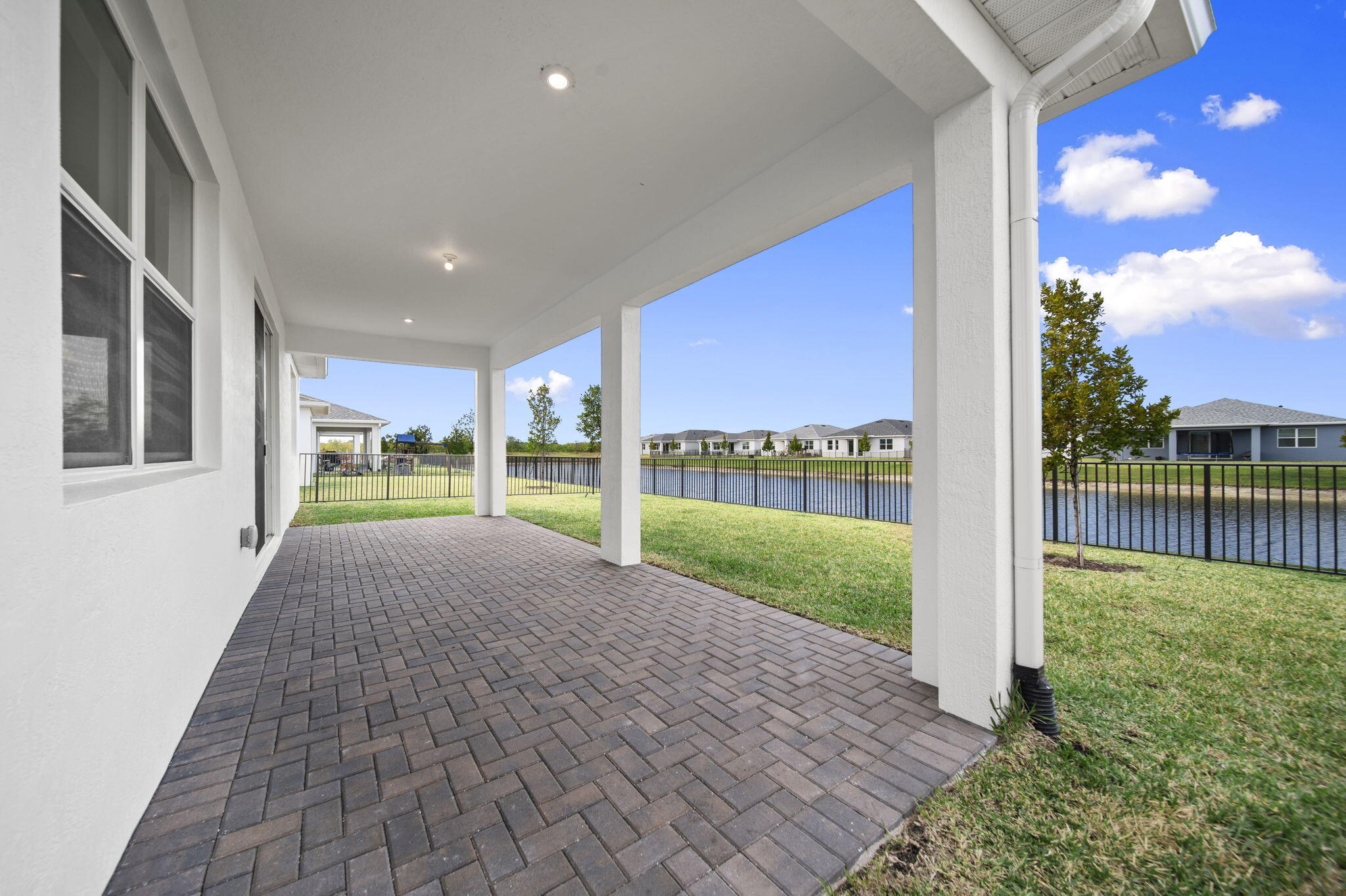 CADENCE PHASE III - Residential