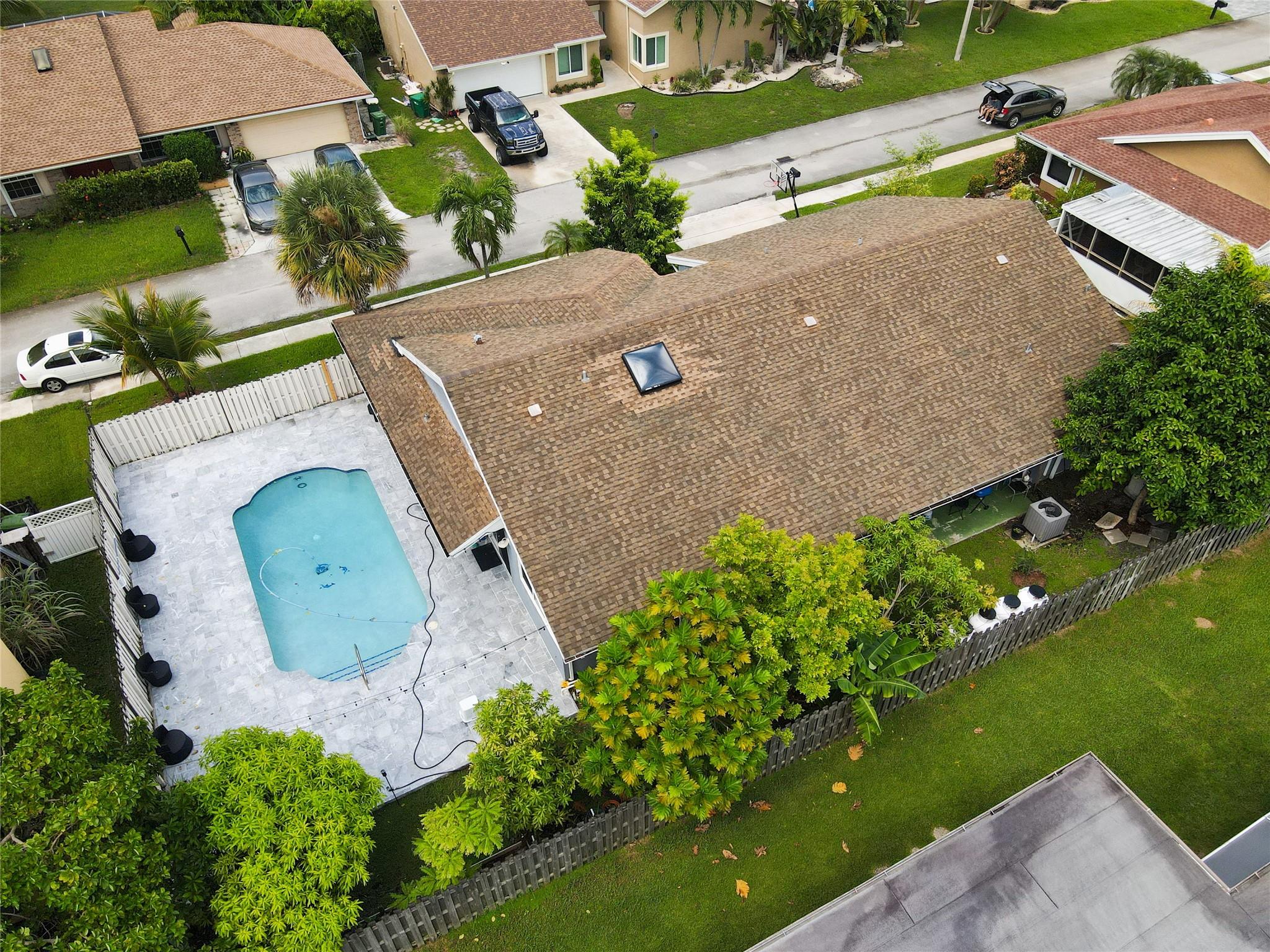 8810 NW Paradise Ct