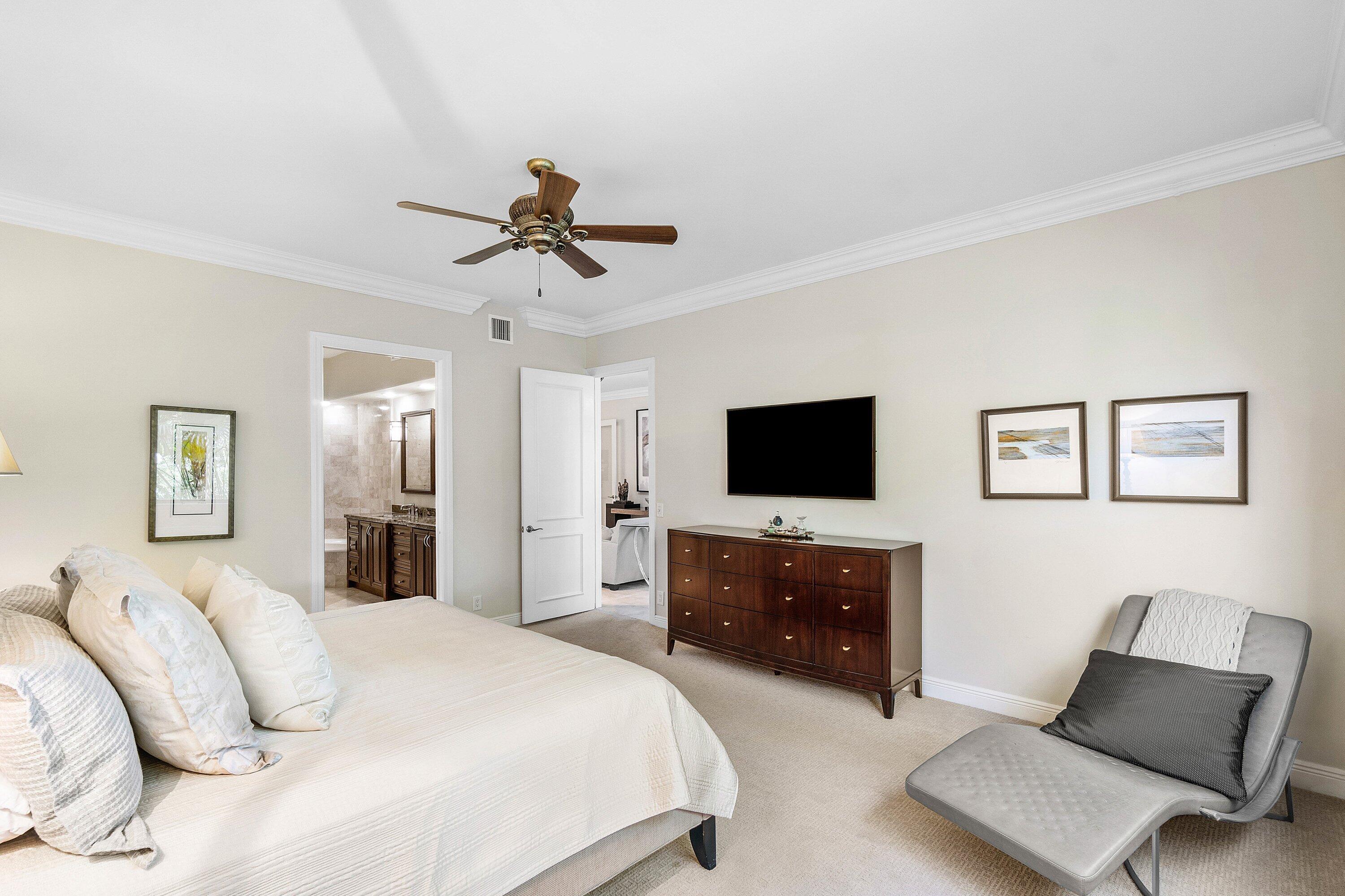 CYPRESS ISLE  / POLO CLUB - Residential