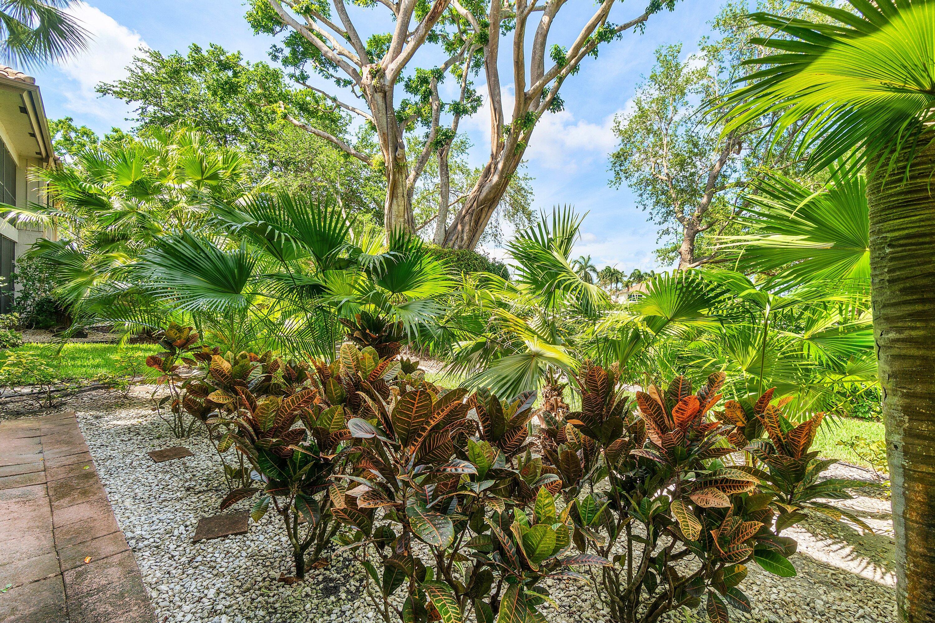 CYPRESS ISLE  / POLO CLUB - Residential