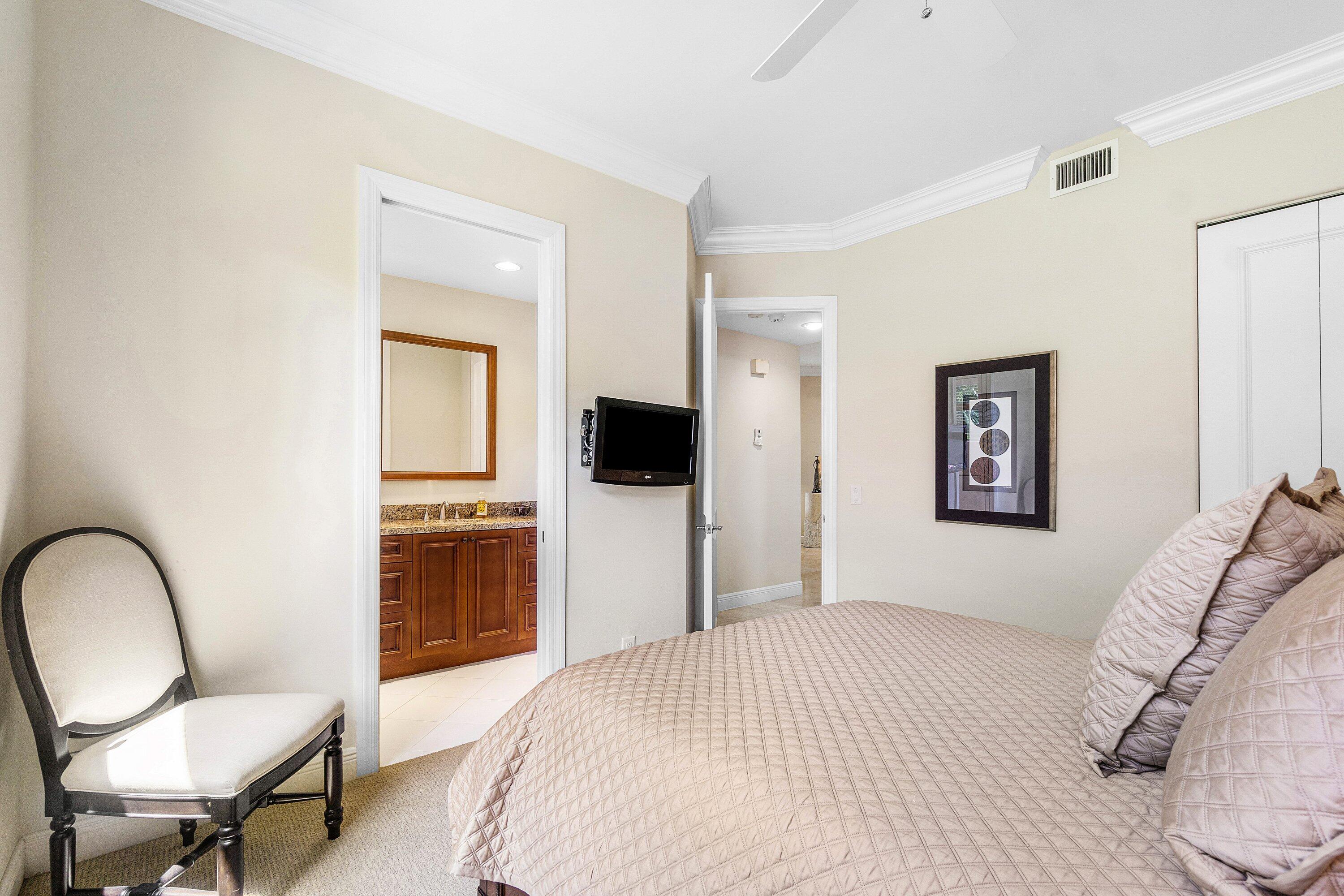 CYPRESS ISLE  / POLO CLUB - Residential