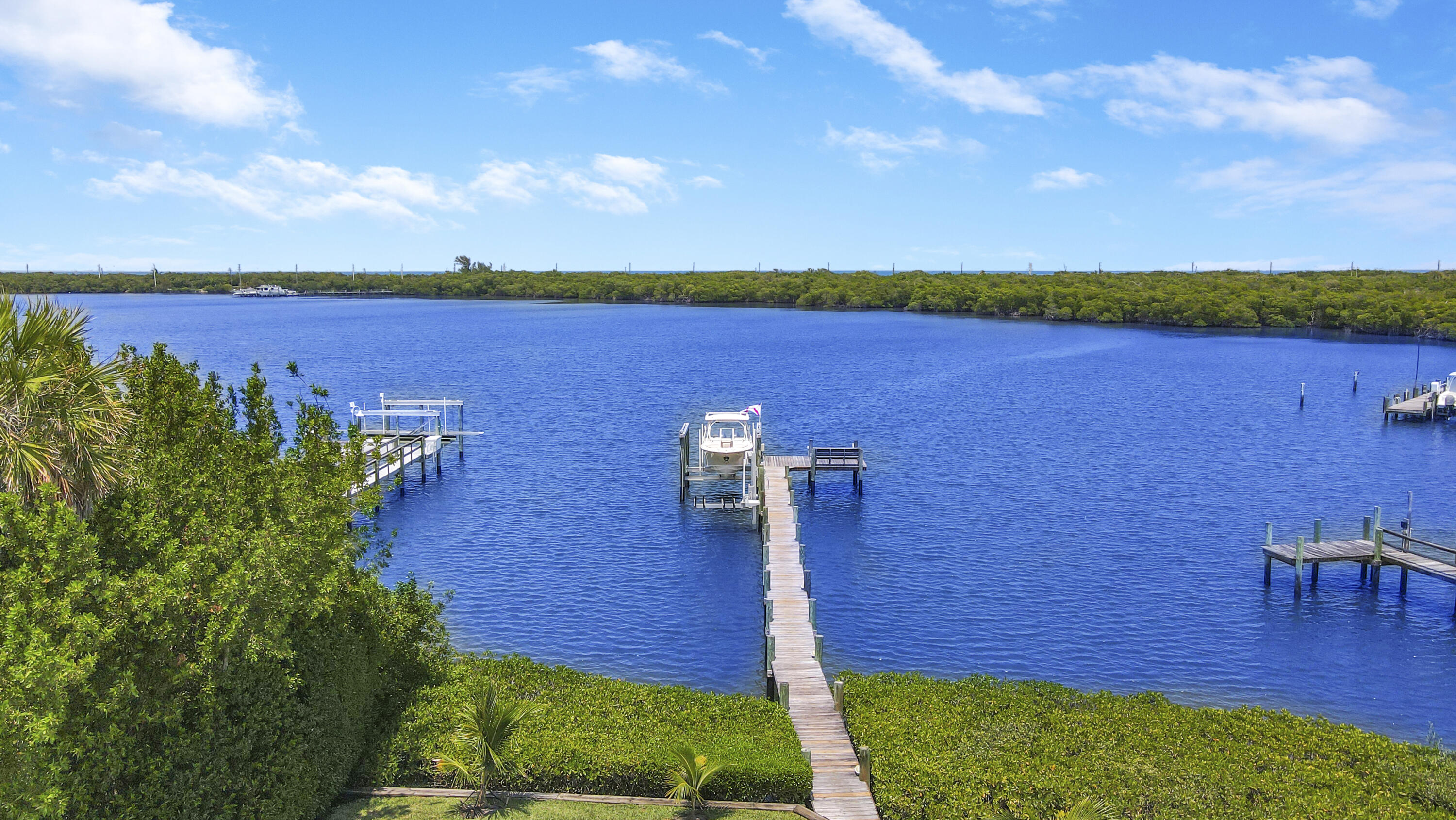 Joe's Point - Residential