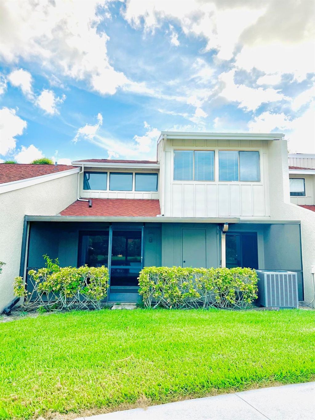 Photo of 1584 SW Crossing Circle, Palm City, FL 34990 (MLS # R11079454)