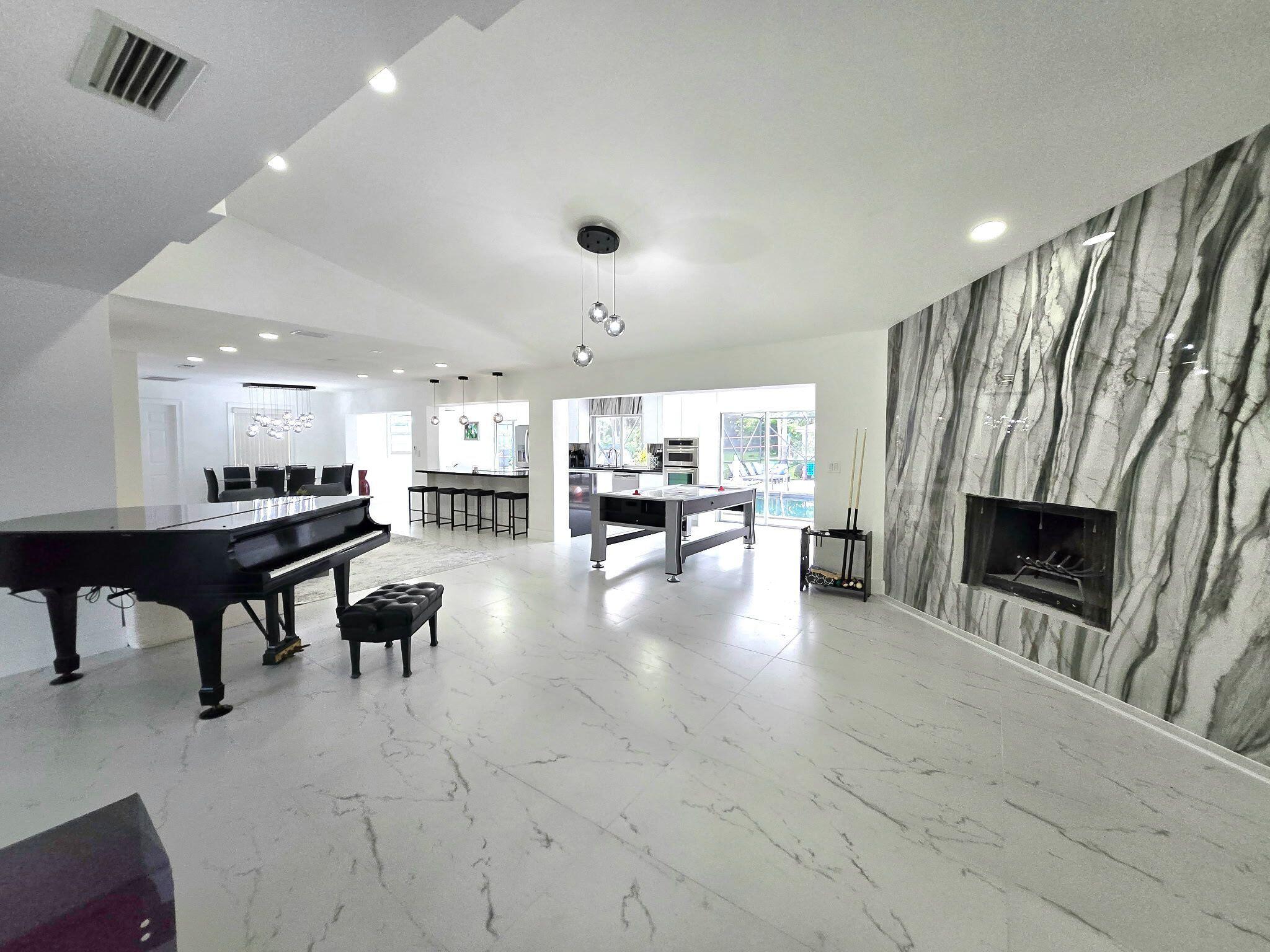 Properties 12231 Areaca Drive