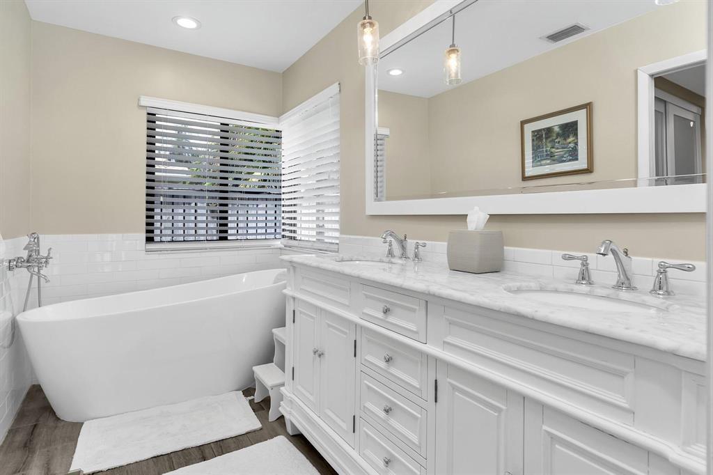 9701 NW 18TH Court