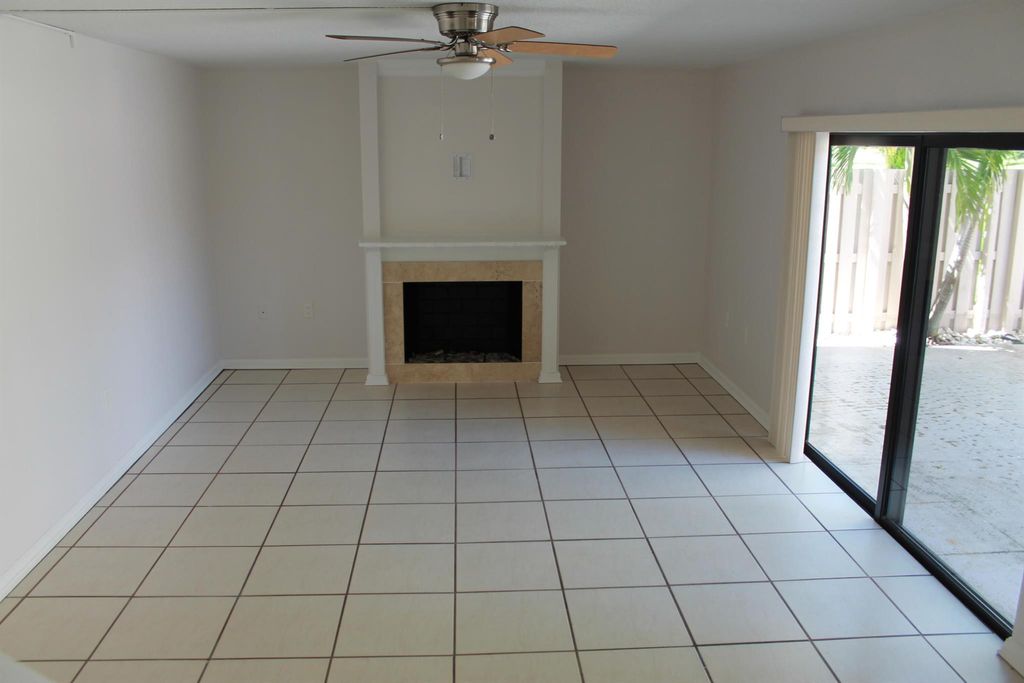 Photo of 1112 11th Court, Palm Beach Gardens, FL 33410 (MLS # R11127621)