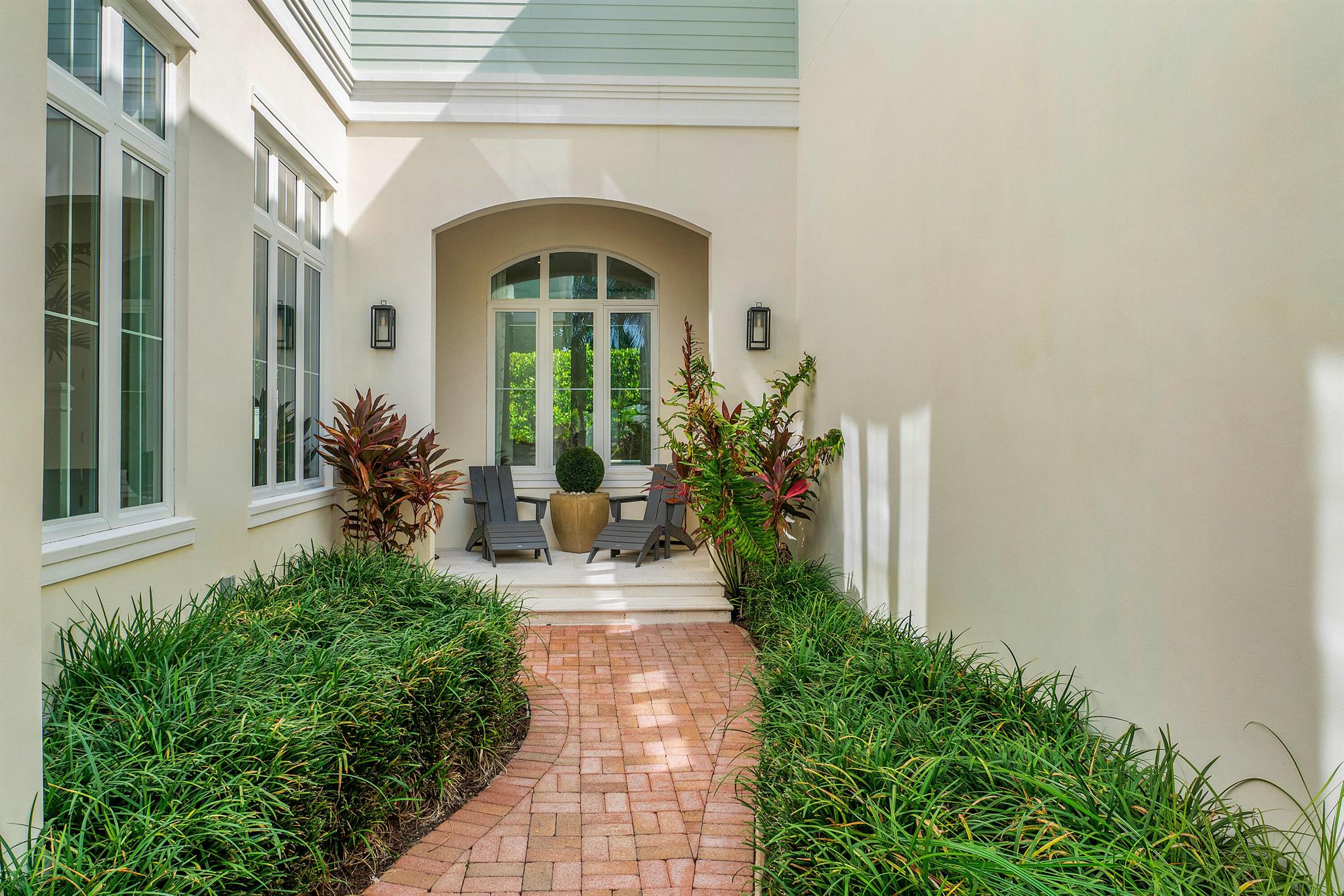 OCEAN BREEZE TOWNHOMES CO - Residential