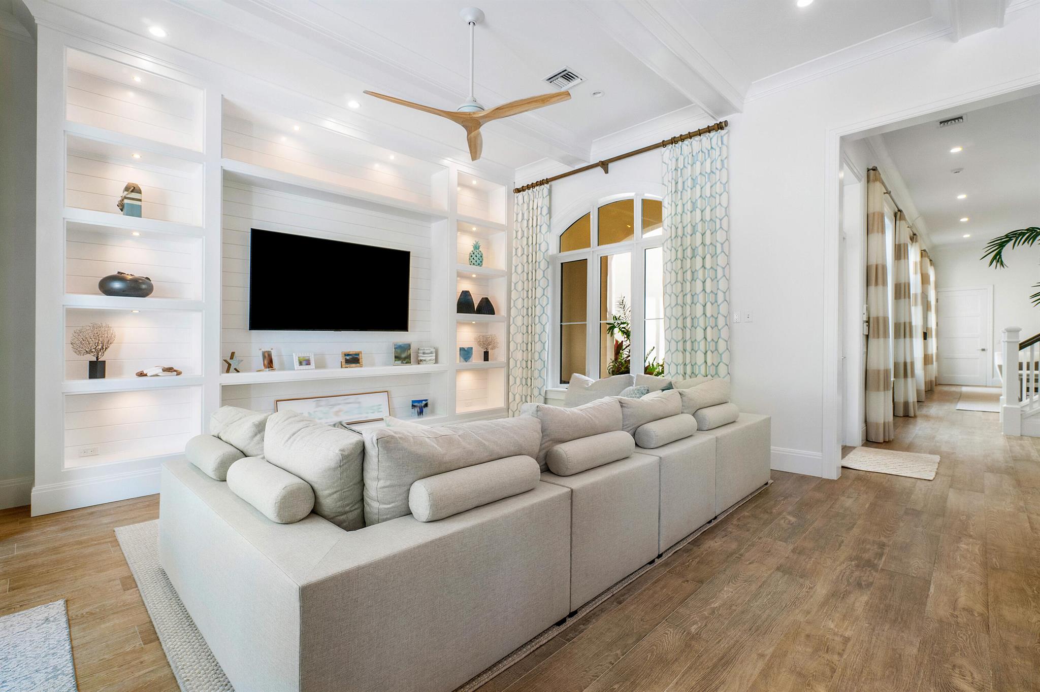 OCEAN BREEZE TOWNHOMES CO - Residential