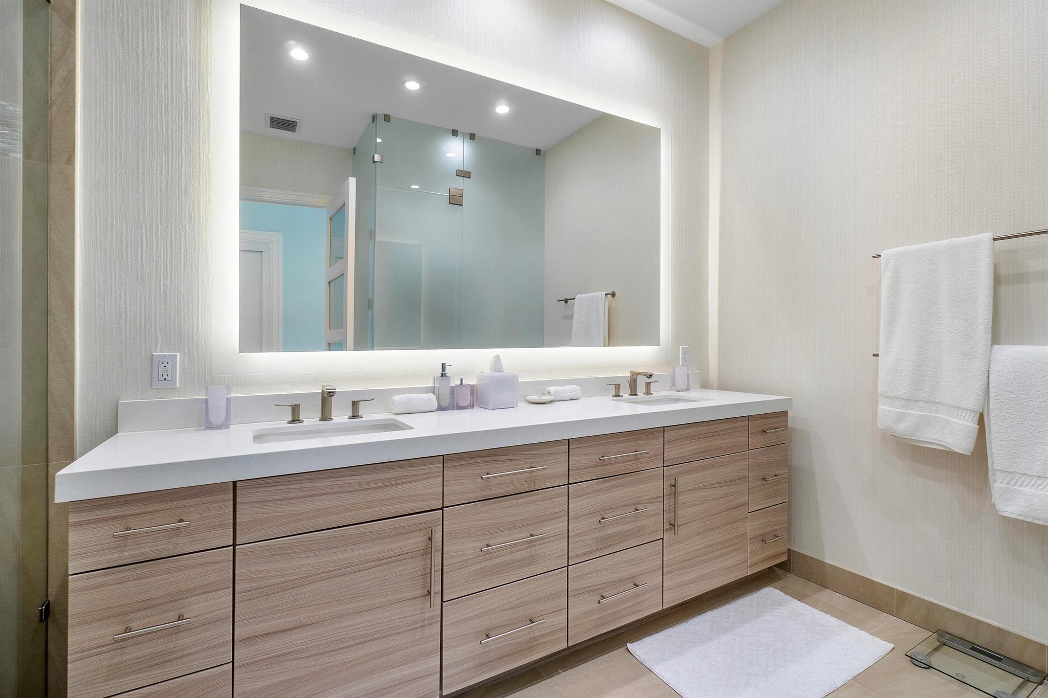 OCEAN BREEZE TOWNHOMES CO - Residential