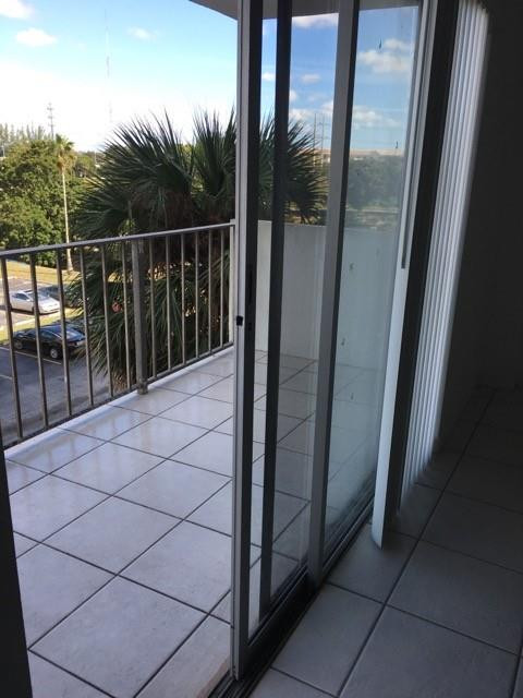 Manors Of Inverrary - Residential Lease