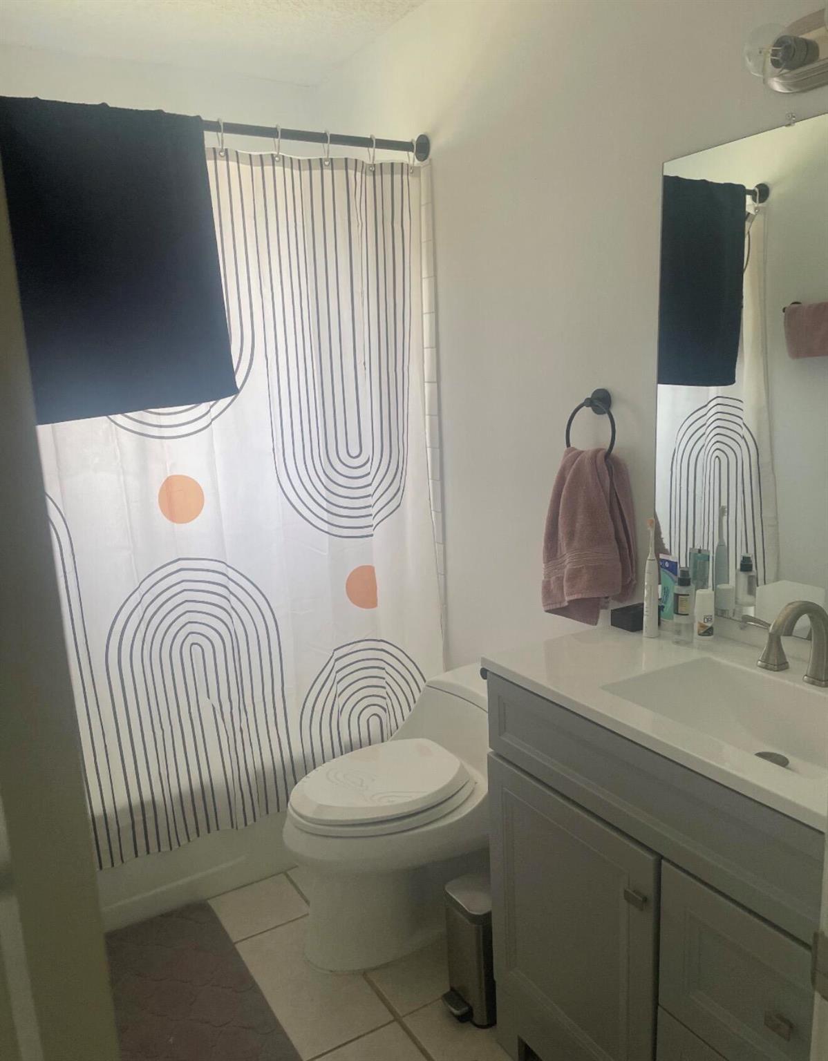 MILLICENT CONDO LTS 4,5 A - Residential Lease