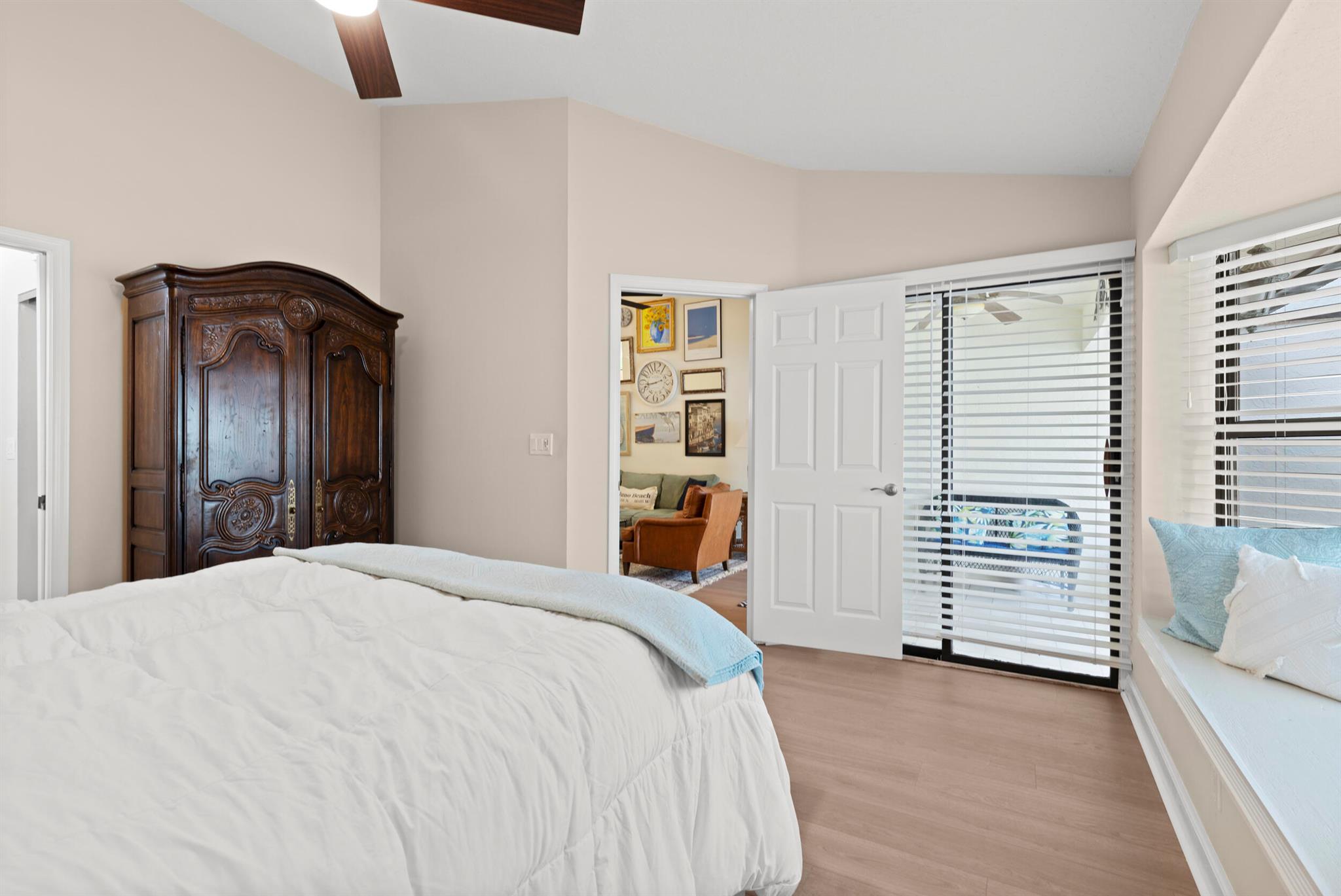 SEA OATS - Residential