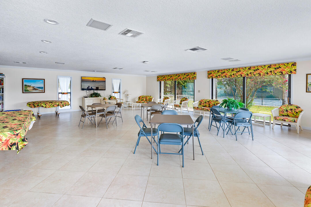 OCEAN VIEW CONDO - Residential