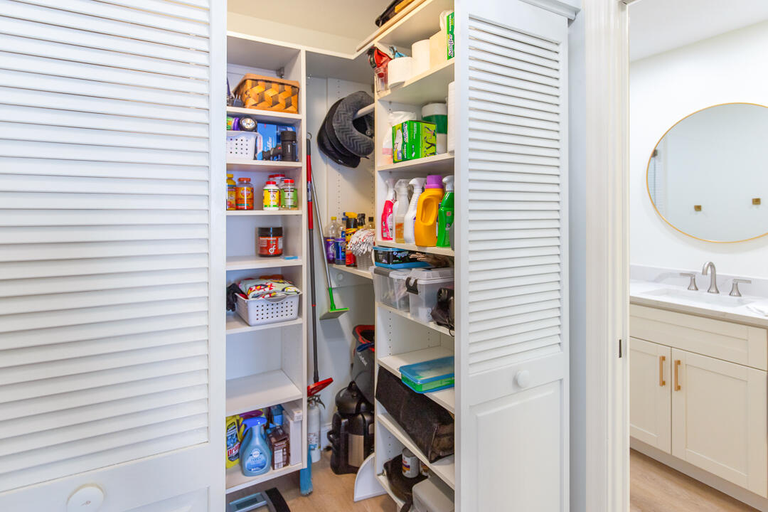 OCEAN VIEW CONDO - Residential