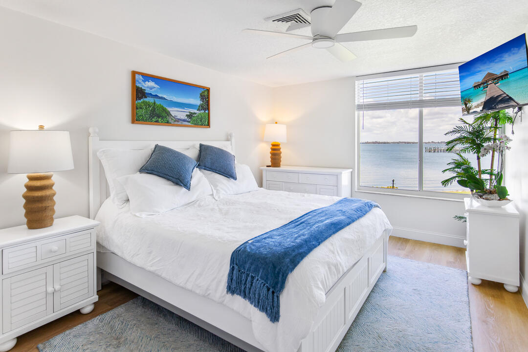 OCEAN VIEW CONDO - Residential