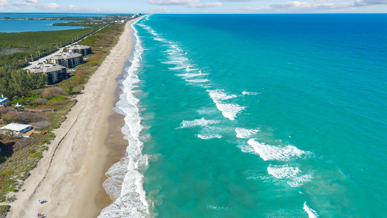 OCEAN VIEW CONDO - Residential