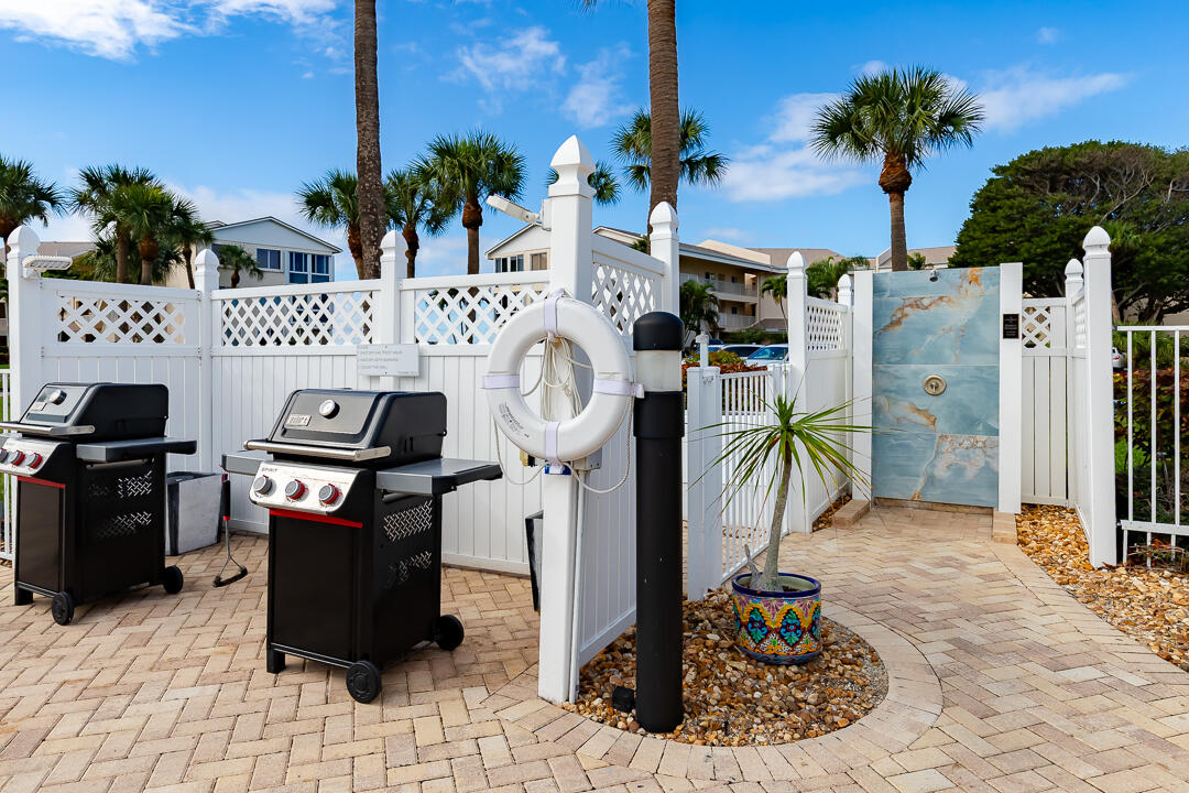 OCEAN VIEW CONDO - Residential