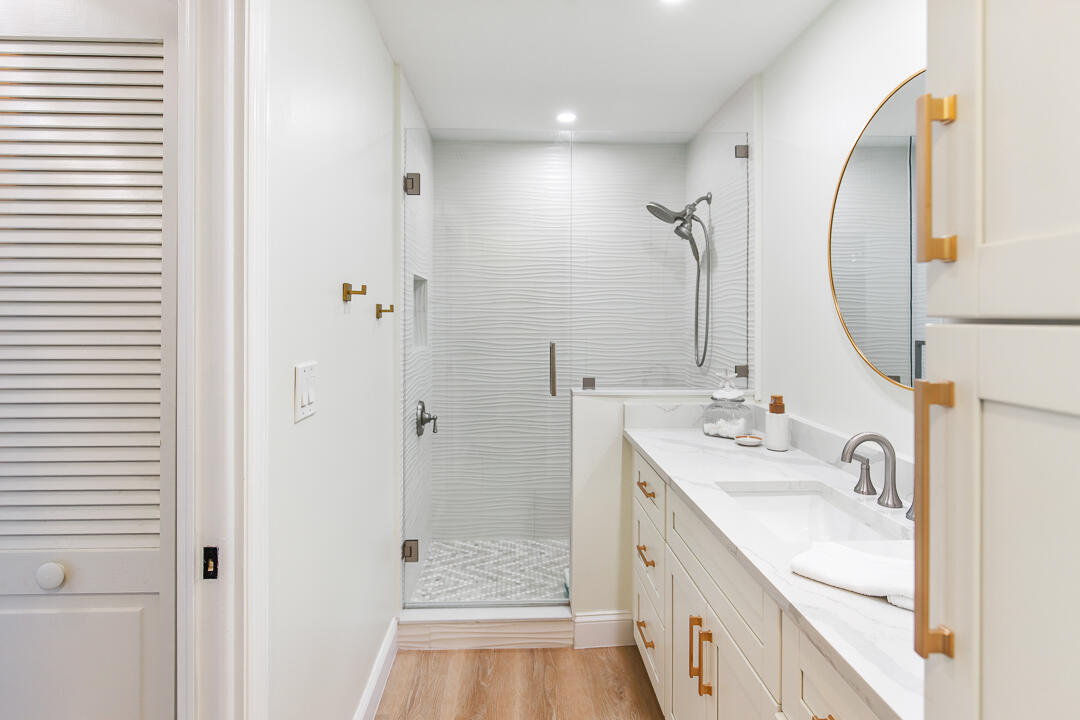 OCEAN VIEW CONDO - Residential