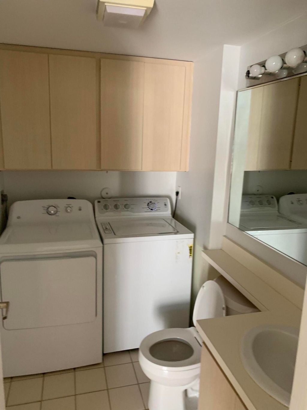 Photo of 1922 Hartford Court #28b, West Palm Beach, FL 33409 (MLS # R11069570)