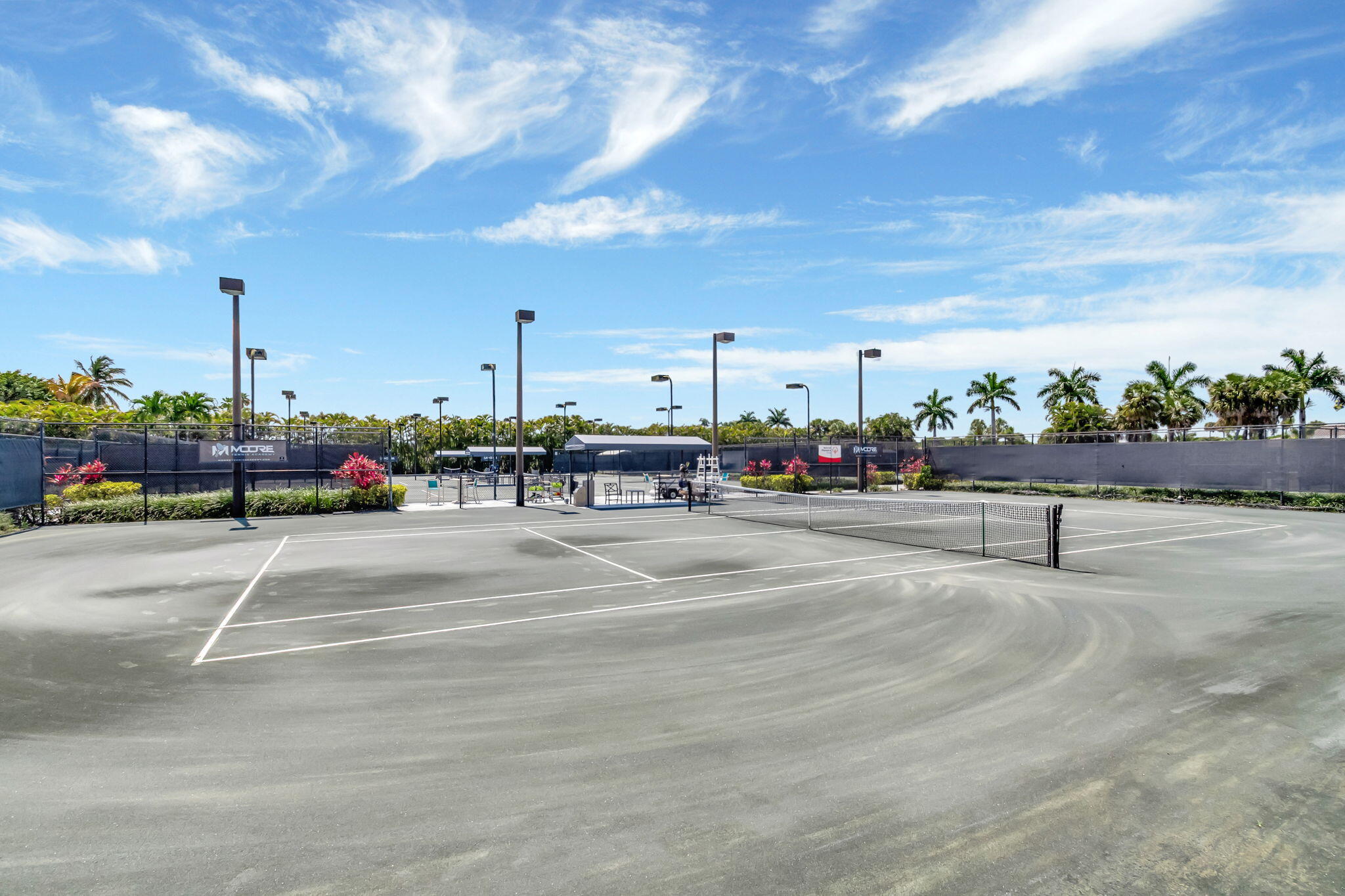 LAKESHORE AT THE FOUNTAINS - Residential